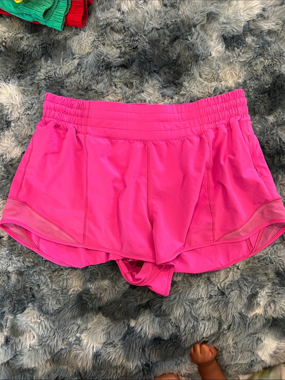 lululemon hotty hot 2.5” Vibrant Pink Athletic Shorts